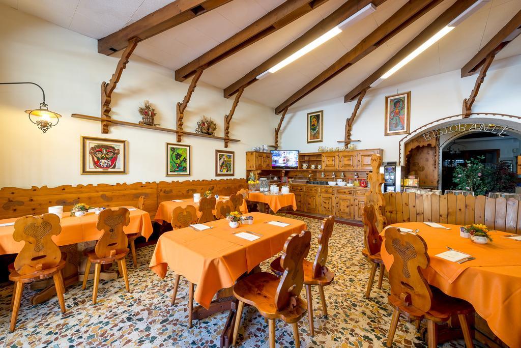 Albergo Altavilla Тирано Экстерьер фото