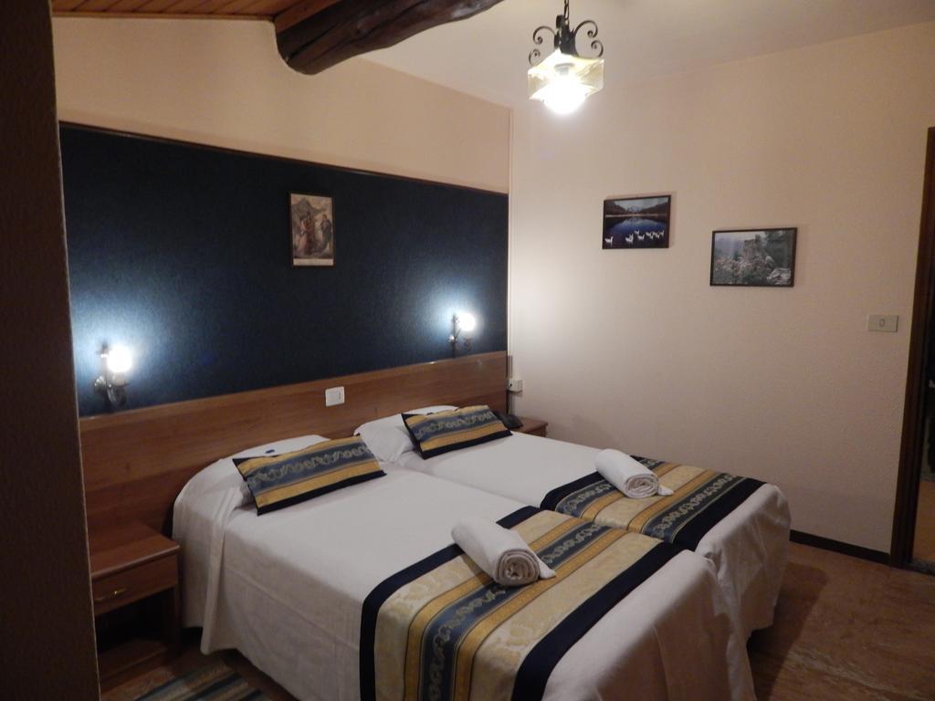 Albergo Altavilla Тирано Экстерьер фото