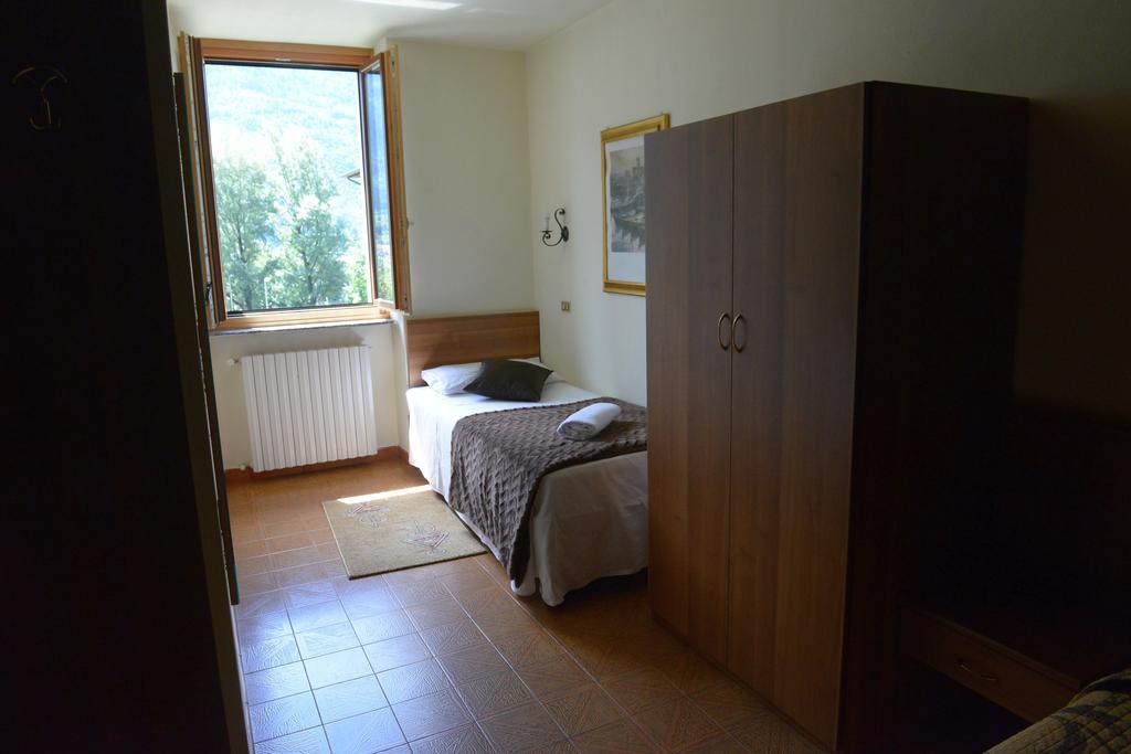 Albergo Altavilla Тирано Экстерьер фото